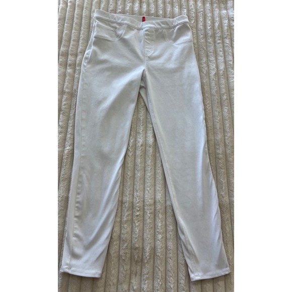 SPANX Pants - Spanx Perfect‎ Cropped Leggings White EUC Size LARGE